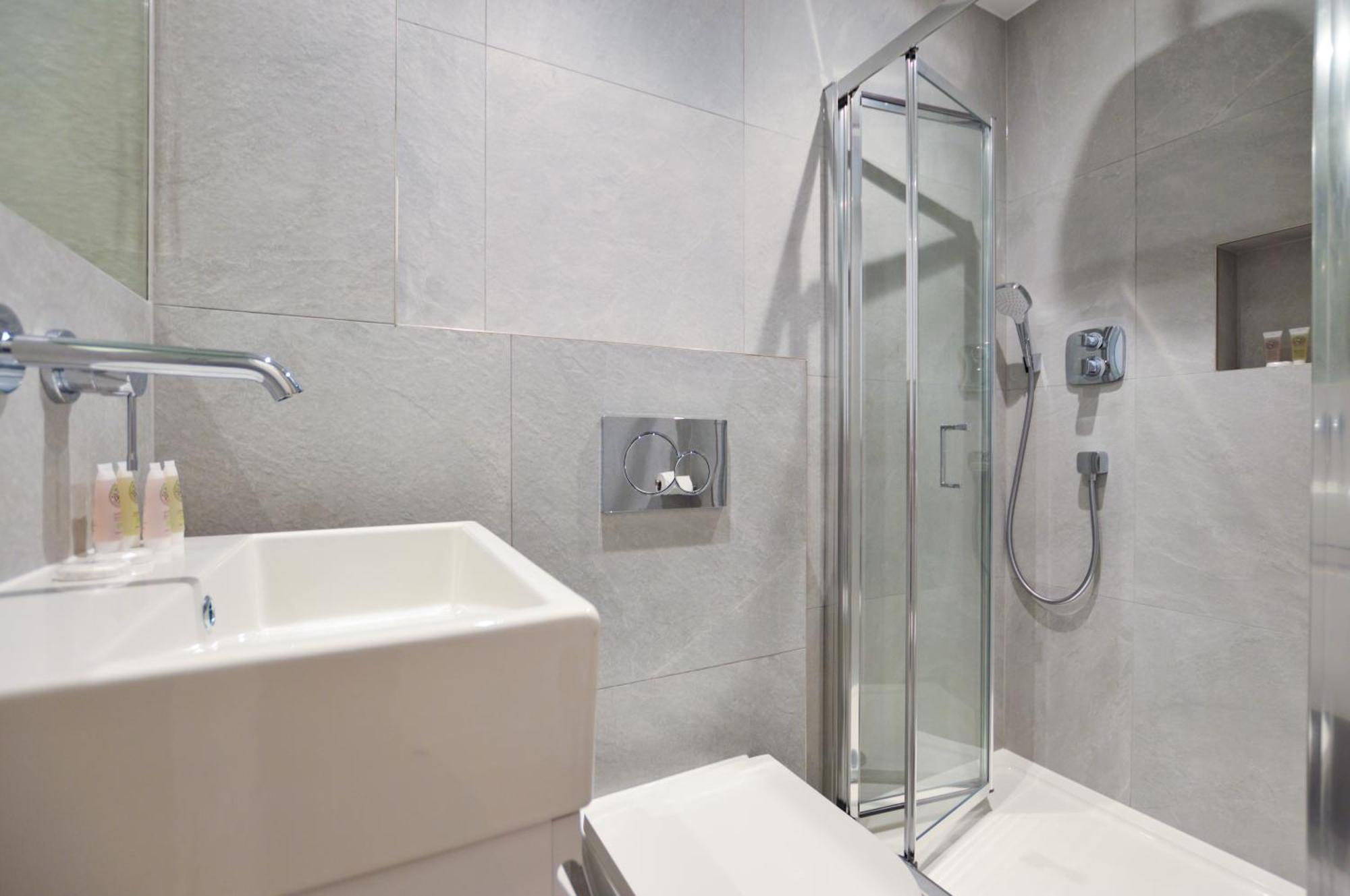 Queensborough Terrace Serviced By Concept Лондон